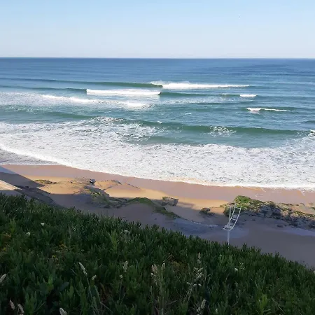 Pura Vida Beach ホステル Praia da Lourinhã