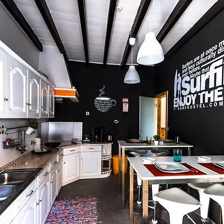 Pura Vida Beach Hostel *