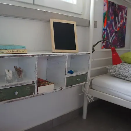 Pura Vida Beach Hostel Praia da Lourinhã